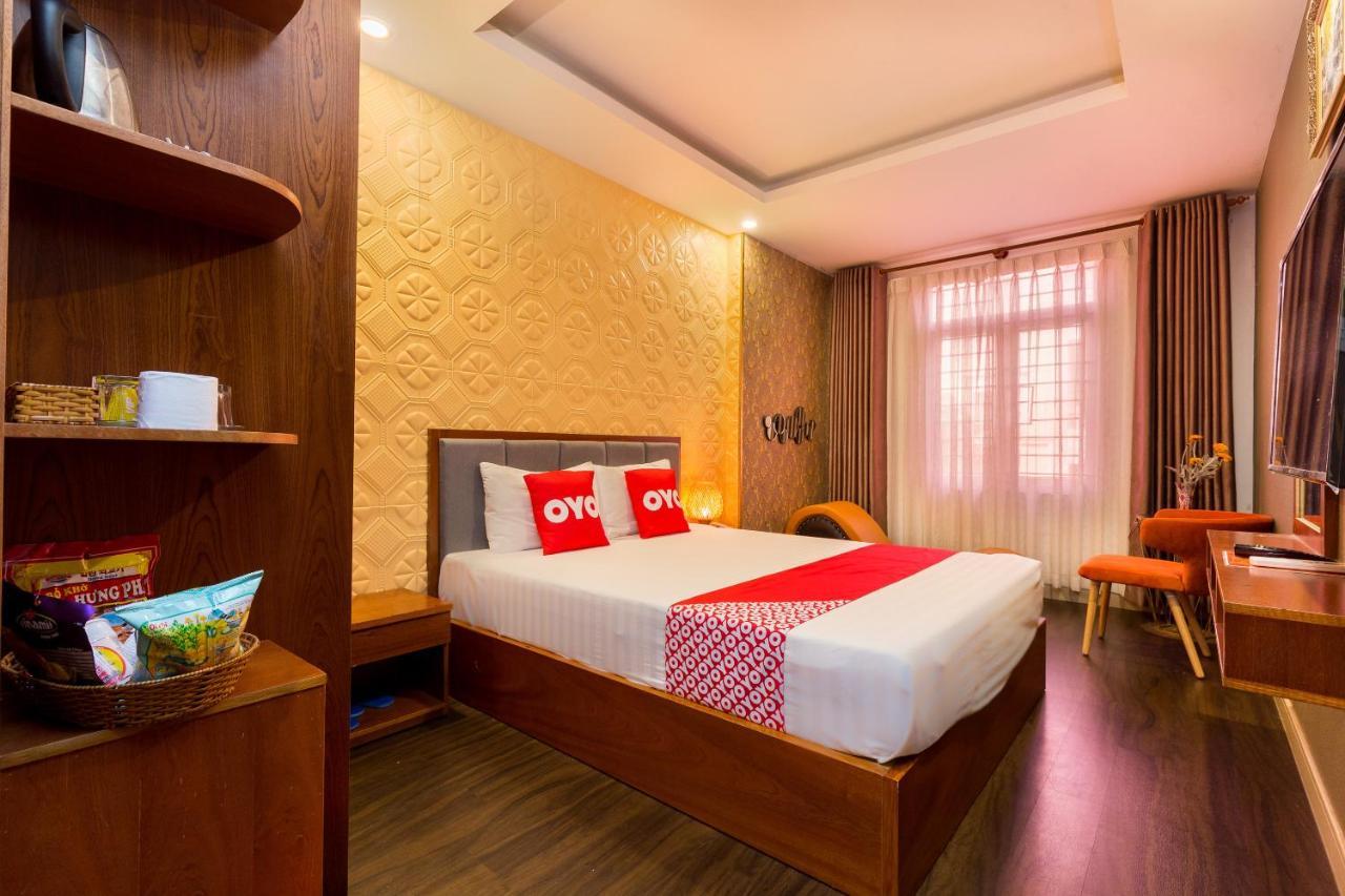 Oyo 1108 Iboss Khách sạn TP. Hồ Chí Minh