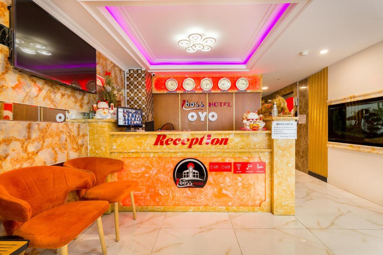 Oyo 1108 Iboss Khách sạn TP. Hồ Chí Minh